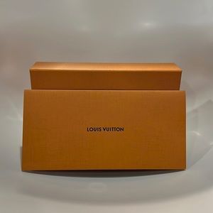Louis Vuitton Josephine Wallet Fuchsia Authentic